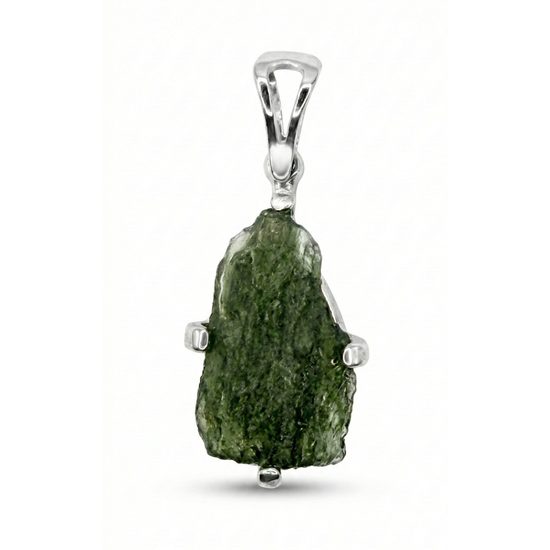 Stříbrný přívěsek s vltavínem 2,4g