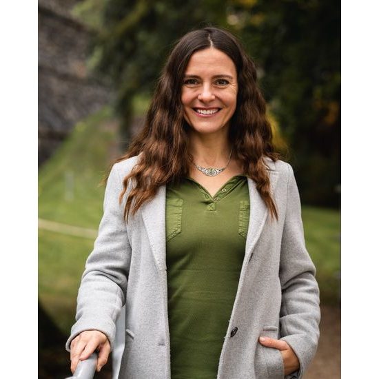 Křídla Avalonu – stříbrný náhrdelník s vltavínem