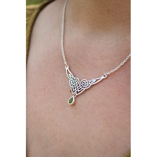 Lady Avalon, stříbrný náhrdelník s vltavínem