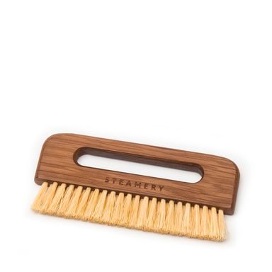 Brosse à vêtements de poche avec manche en chêne