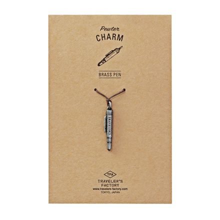 Pendentif en étain TRAVELER’S COMPANY - stylo