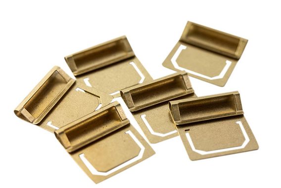 Signets vierges en laiton TRAVELER’S COMPANY BRASS PRODUCTS