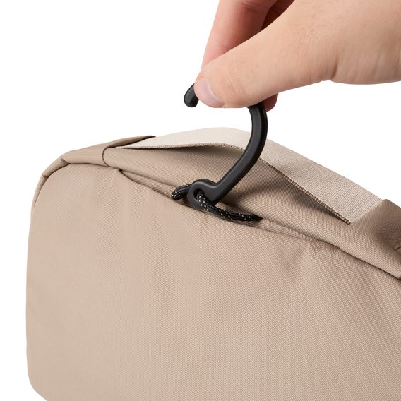 Bellroy — Hanging Toiletry Kit