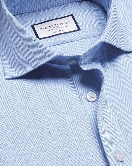 Charles Tyrwhitt Spread Collar Non-Iron Herringbone Shirt — Sky Blue