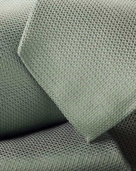Charles Tyrwhitt Textured Silk Tie