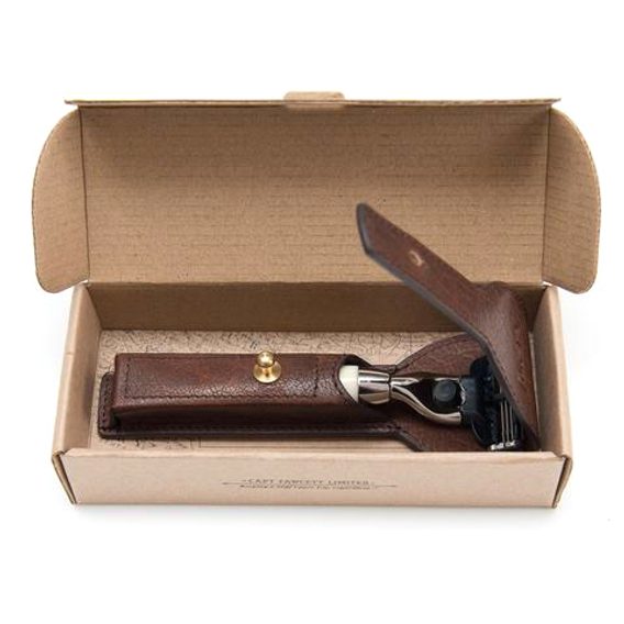 Rasoir Cpt. Fawcett Mach 3 avec étui en cuir fait main