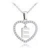MINET Stříbrný náhrdelník písmeno v srdíčku "E" se zirkony