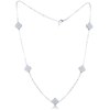 MINET Stříbrný náhrdelník čtyřlístky s bílými zirkony
