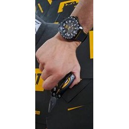 KUBRi KU3002 - hodiny od českého výrobce s tichým chodem v mnoha velikostech