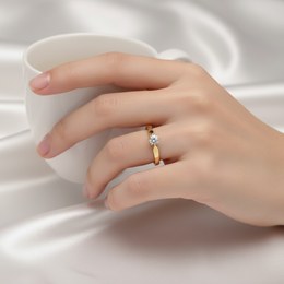 Zlatý prsten s gravírováním