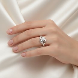 Zlatý 585/1000 prsten se zirkonem 1970