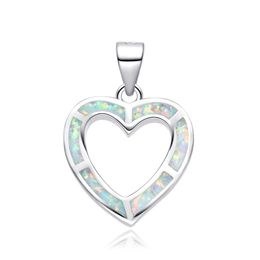 MOISS stříbrný přívěsek OPÁL