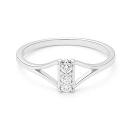 Zlatý prsten z bílého zlata s kameny