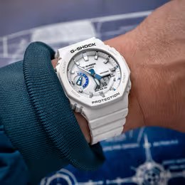 Hodinky Casio GA-2100-7AER