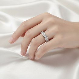 MINET Zlatý prsten srdíčko s bílými zirkony Au 585/1000 vel. 50 - 1,10g