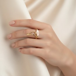 Zlatý 585/1000 prsten se zirkonem 5045