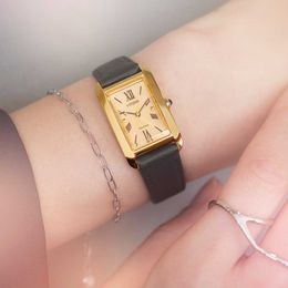 Hodinky Citizen ELEGANCE EW2623-70P