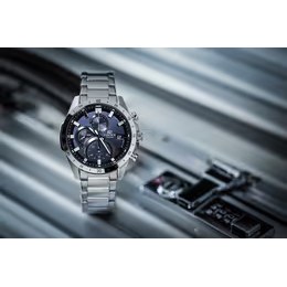 Hodinky Casio EFR-571D-1AVUEF