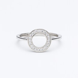 Zlatý prsten z bílého zlata se zirkony