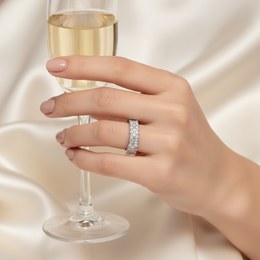 MOISS prsten z růžového zlata