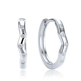 MINET Elegantní zvlněné stříbrné 925/1000 náušnice s bílými zirkony JMAS0358SE00