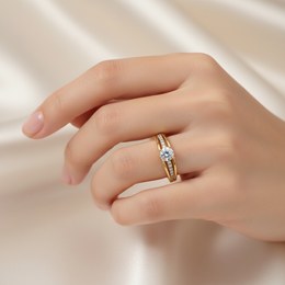 Zlatý prsten se zlatými kuličkami