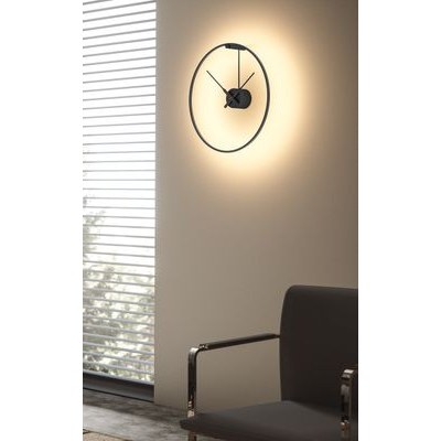 Minimalistické dubové hodiny české výroby KUBRi 0031