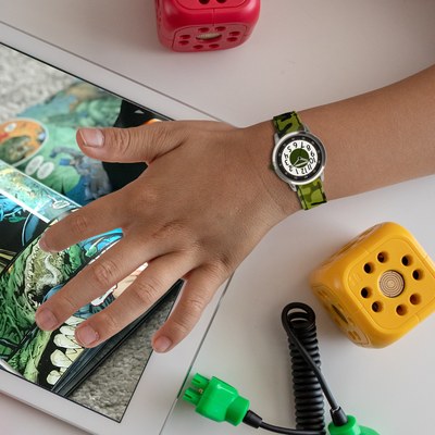 JVD DH1.1 - Svítící digitální hodiny s vynikající čitelností
