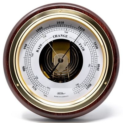 KUBRi 0202 - barometr s vynikající citlivostí v dubovém rámu