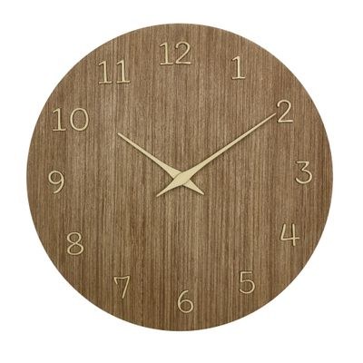 Minimalistické dubové hodiny české výroby KUBRi 0031