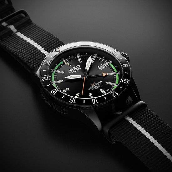 Hodinky PRIM Sport Tritium 25 - World Timer W91P.13238.B