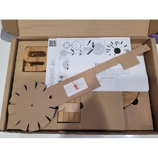 Flexistyle z54g - dubové nalepovací hodiny s průměrem 50-75 cm