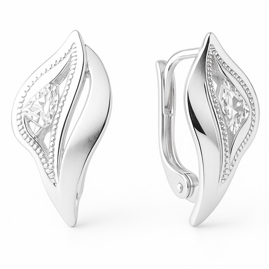 Stříbrné náušnice montáž