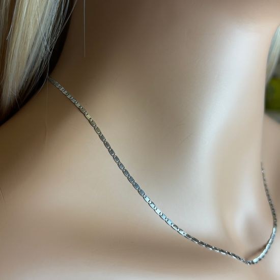 Zlatý 585/1000 řetízek z bílého zlata žiletkový 1635