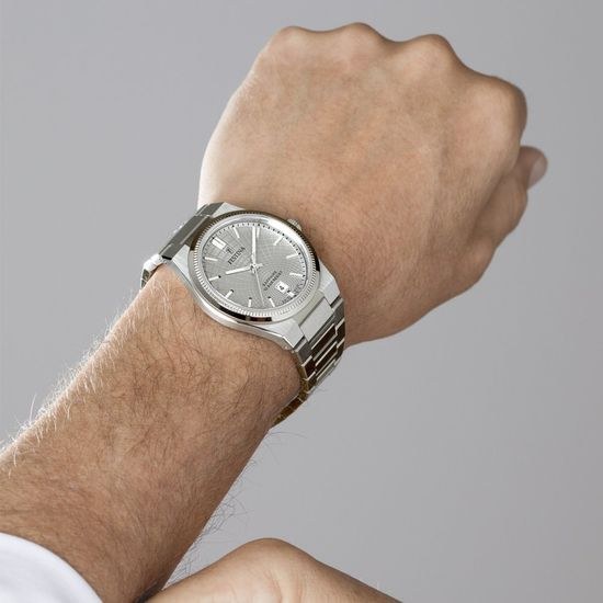 Hodinky Festina SWISS MADE 20051/2