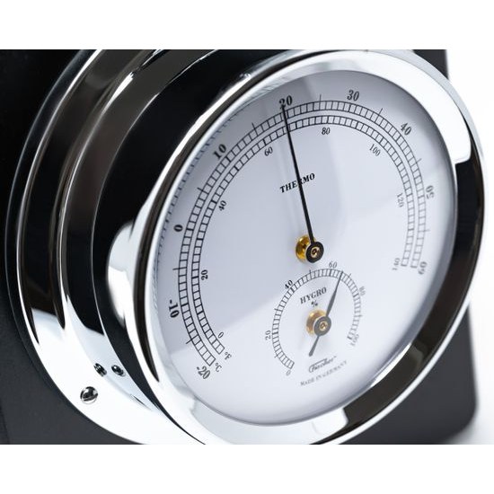 Hodiny s barometrem, teplměrem a vlhkoměrem na dřevěné podložce 1538-06