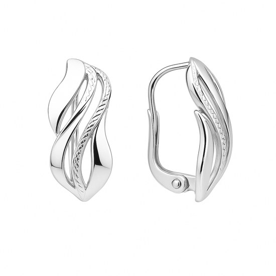 Stříbrné náušnice montáž