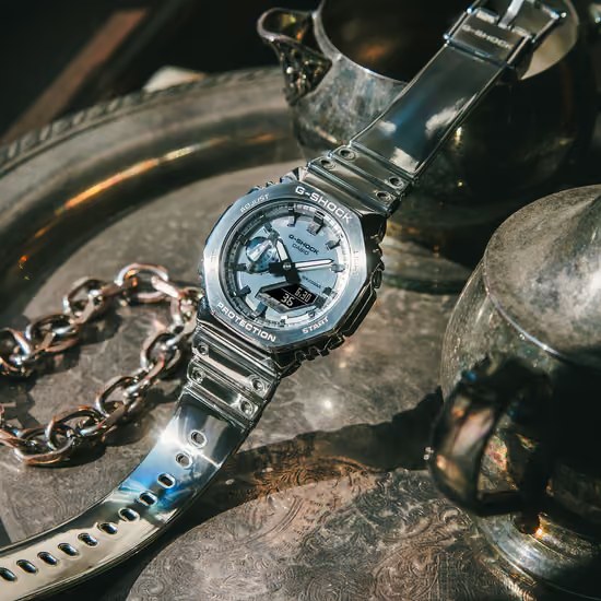 Hodinky Casio G-SHOCK GM-2100YM-8AER