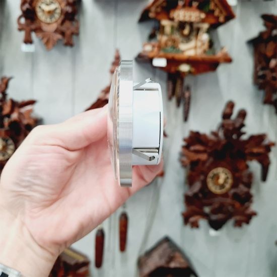 Hodiny na zabudování o průměru od 35 mm do 106 mm