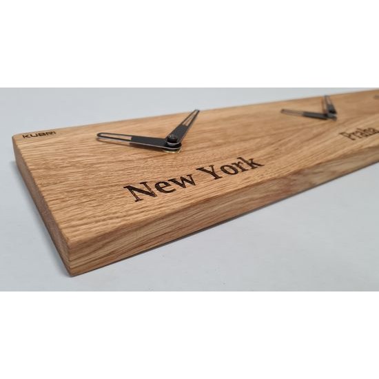 KUBRi 0115 - Dubové hodiny české výroby se 3 časovými zónami