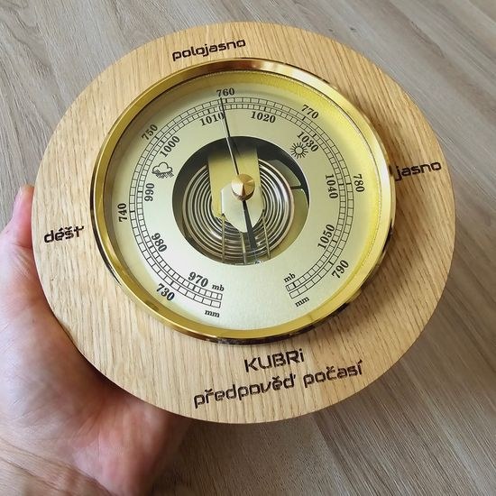KUBRi 0230PRECIS - špičkový barometr nejvyšší kvality osazený v dubovém dřevě