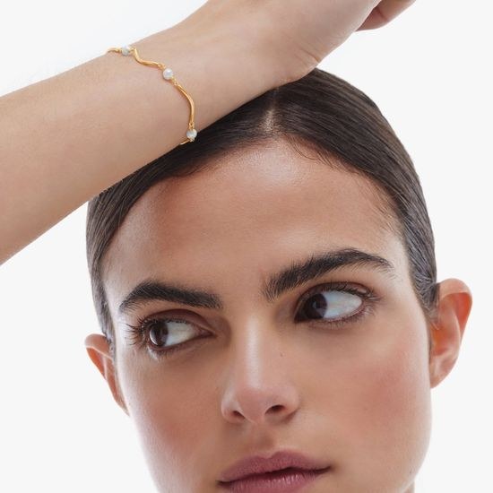 Victoria Cruz A4768-00DP