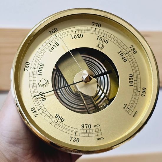 Barometr B802130 - špičkový komponent 134 mm na zabudování s průhledem do mechanismu