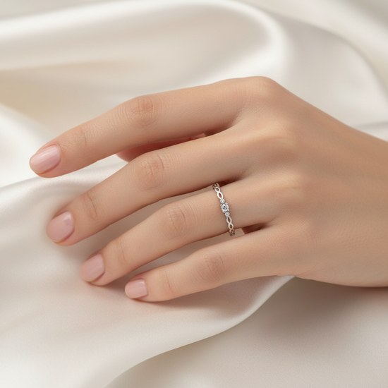 Zlatý 585/1000 prsten z bílého zlata s briliantem 186.9148 0,012ct