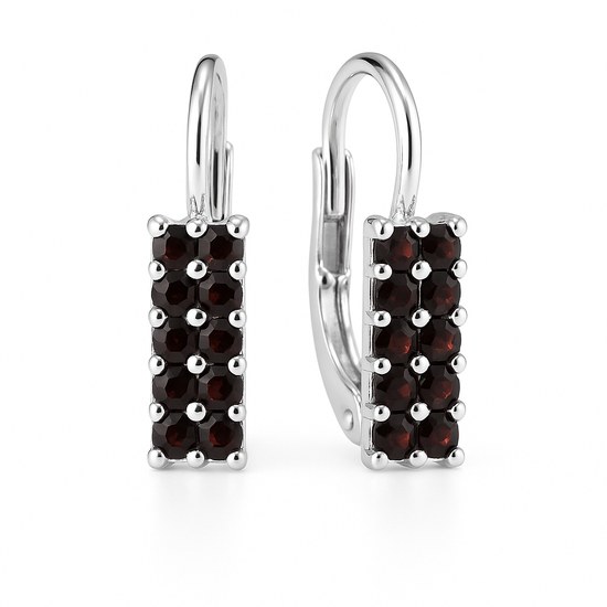 Stříbrné náušnice s Granáty