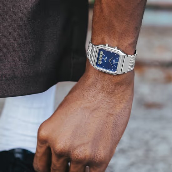 Hodinky Casio AQ-230EM-2AEF