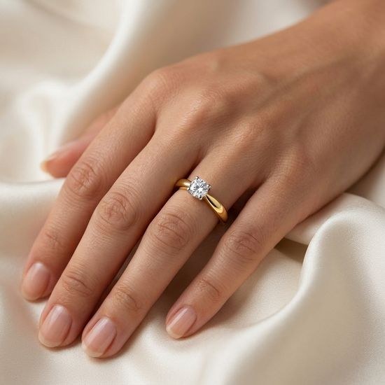 Zlatý 585/1000 prsten s briliantem 381.0711 0,04ct