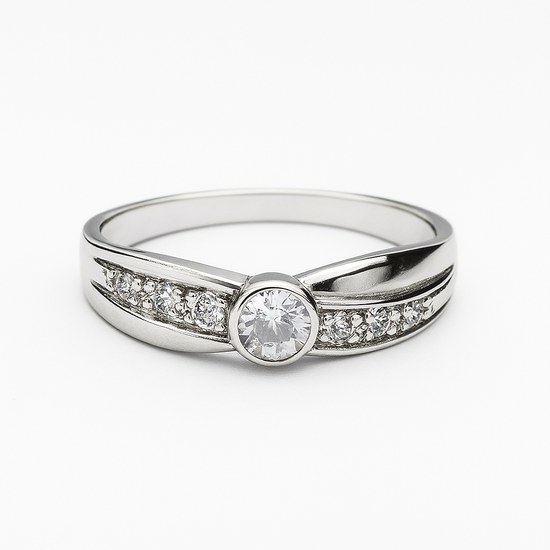 Zlatý prsten z bílého zlata se zirkony