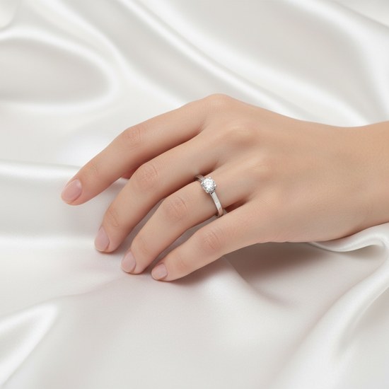 Zlatý 585/1000 prsten z bílého zlata se zirkonem 5002B