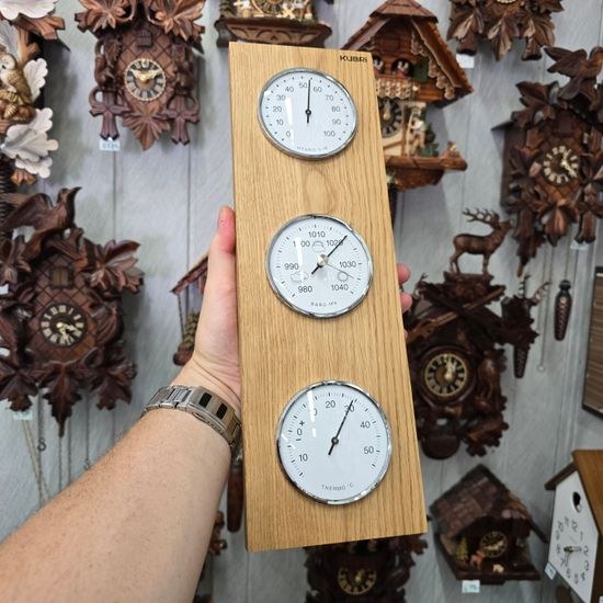 KUBRi 0222STF - špičkový barometr s vynikající citlivostí v dubovém rámu